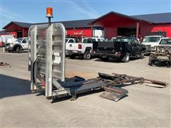 Mack 5th Wheel Semi-Truck Body 