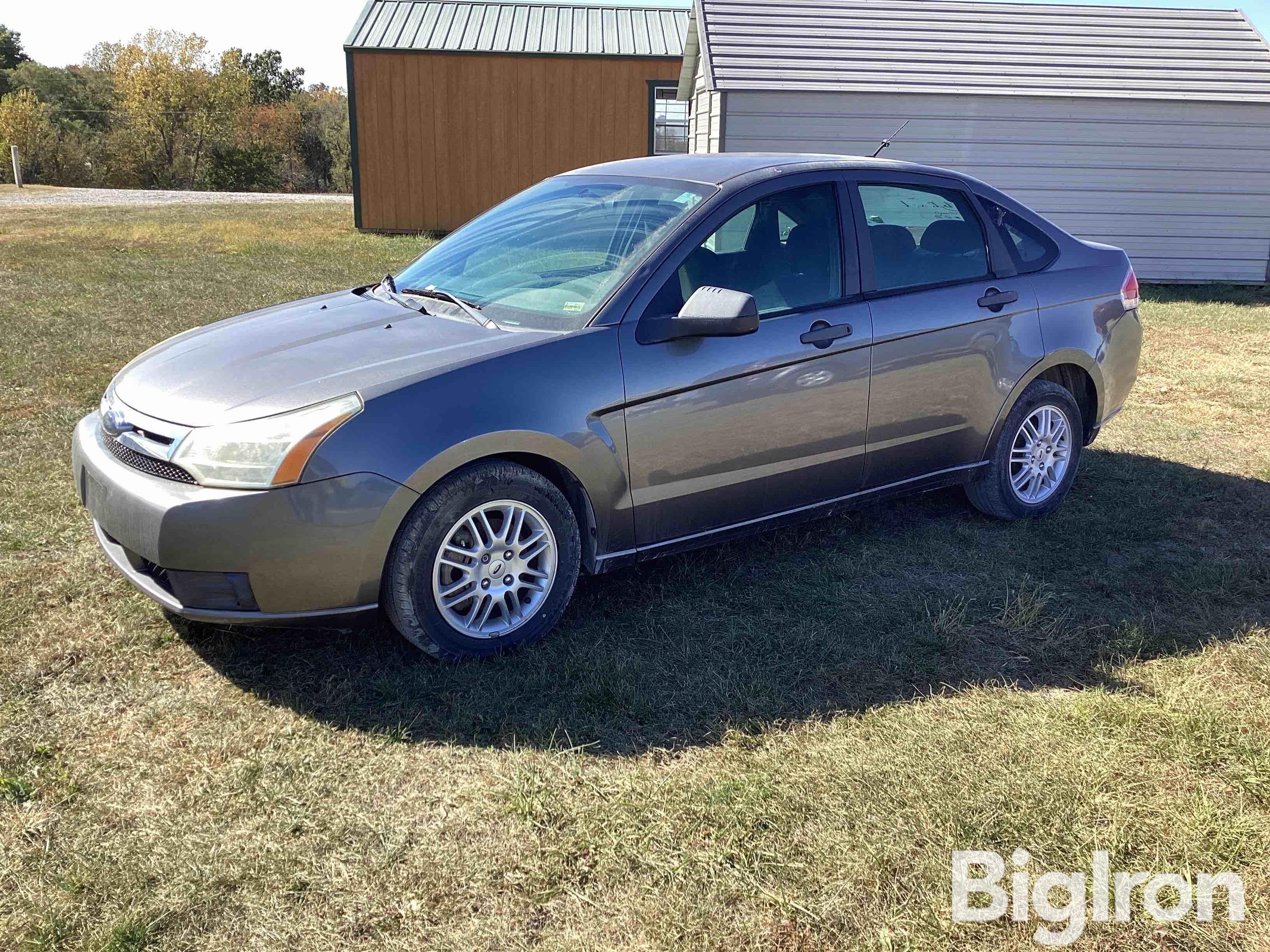 2010 Ford Focus 4-Door Sedan 