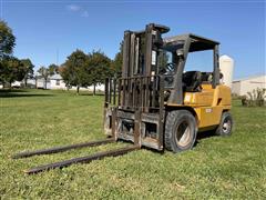 Caterpillar GP40KL Rough Terrain Forklift 