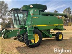 1998 John Deere 9510 Maximizer Combine 