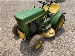 John Deere 110 Lawn Tractor 