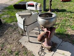 Antique Wash Machine And Cream Separator 