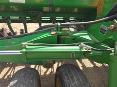 items/5c33472f365cef11a4e6000d3a62e002/johndeere455forwardfoldinggraindrill_7fc25297f40948e3bea891e4caed8b04.jpg