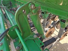 items/5c33472f365cef11a4e6000d3a62e002/johndeere455forwardfoldinggraindrill_87b91c6c2058497b93b966eb0d620f37.jpg