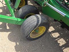 items/5c33472f365cef11a4e6000d3a62e002/johndeere455forwardfoldinggraindrill_982e0711d3f7481a8702a9c0e8e645e7.jpg