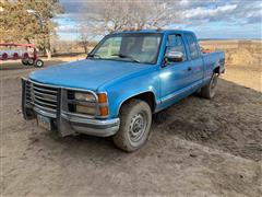 1993 Chevrolet 2500 4x4 Extended Cab Pickup 