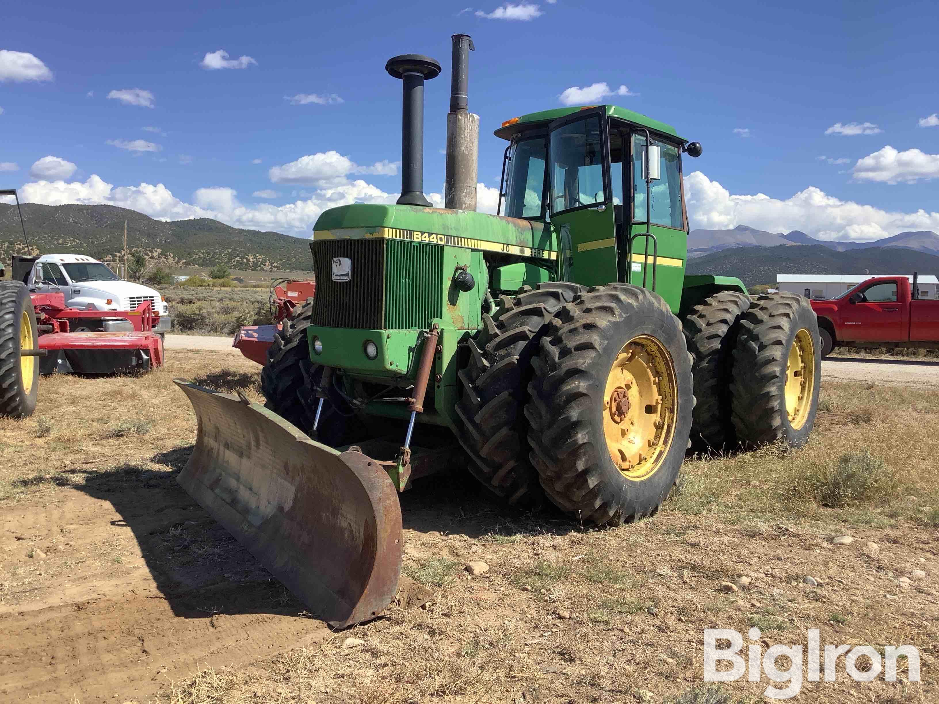 1979 John Deere 8440 4WD Tractor W/Dozer Blade 