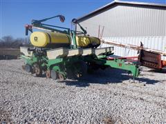 John Deere 1760 Conservation Max-Emerge 12R30" Row Crop Planter 