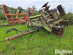 John Deere 330 Tandem Disk 