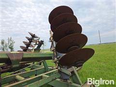items/5d2737c6ab41f01195f2002248911068/john-deere-330-tandem-disk_d90735f6343944118d284f05d089453e.jpg