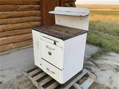 Montag Duchess D18-07 Wood Cook Stove & Oven 