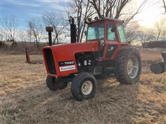 1978 Allis-Chalmers 7020 2WD Tractor 