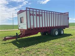 H&S Wide Body Forage Wagon 