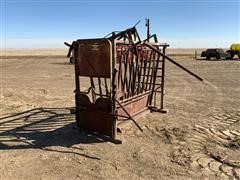 Manually Operated Cattle Chute 