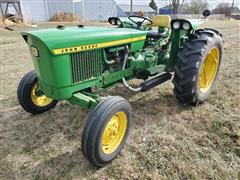 1967 John Deere 1020 2WD Tractor 