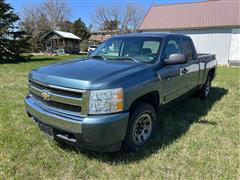 2007 Chevrolet C1500 2WD Extended Cab Pickup 