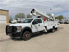 2017 Ford F550 Super Duty 4x4 Extended Cab Bucket Truck 