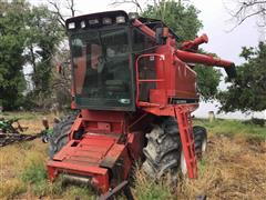 1990 Case 1660 4WD Combine 