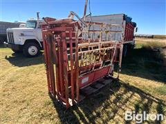 Top Hand Cattle Chute 