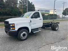 2023 Chevrolet 6500 HD Cab & Chassis Truck 