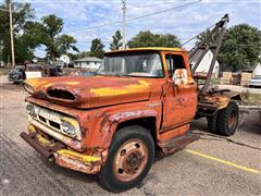 1960 Chevrolet Viking 50 S/A Boom Truck 