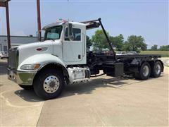 2015 Peterbilt 348 T/A Rolloff Truck 