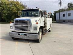 1992 Ford LN8000 S/A Service Truck 