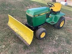 John Deere 420 Lawn Tractor W/Blade 