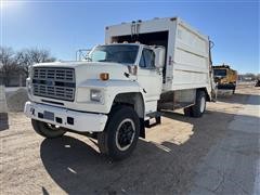 1992 Ford F700 S/A Garbage Truck 
