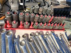 items/605be8af69b0ed119ac400155d423b69/dewaltpowertoolshandtools_f88f86d947674ea5ab415d2359446ca2.jpg