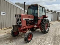 1981 International 886 Row Crop 2WD Tractor 