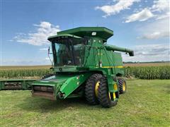 1998 John Deere 9610 2WD Combine 