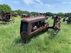 Oliver 70 2WD Tractor 