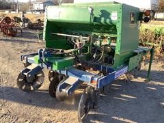 John Deere 1520 Drill W/Blu-Jet Track Closer 