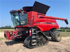 2016 Case IH 9240 4WD Track Combine 