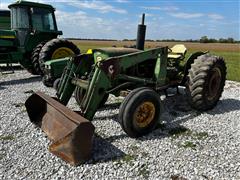 1967 John Deere 2020 2WD Tractor W/Loader 