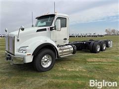 2024 Kenworth T880 Tri/A Cab & Chassis 