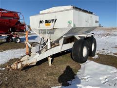Mobility 900 Pull-Type T/A Dry Fertilizer Spreader 