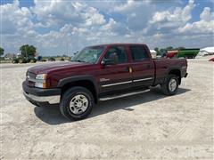 2003 Chevrolet 2500 HD 4x4 Crew Cab Pickup 