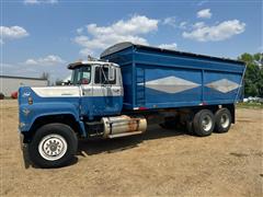 1980 Mack RS685LS T/A Grain Truck 