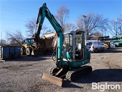 Komatsu PC27R-8 Backhoe 