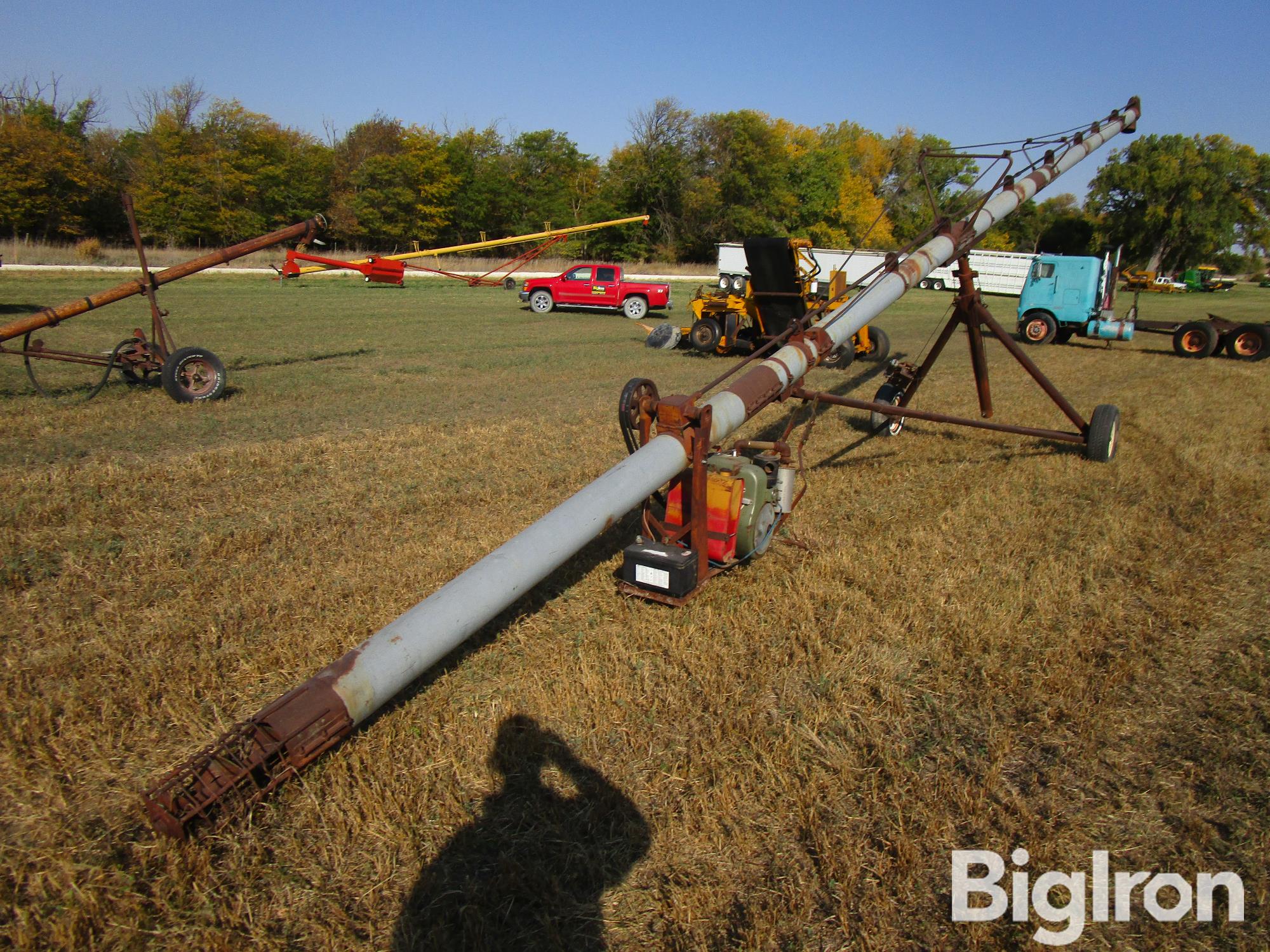 Bazooka 8" X 48' Portable Auger W/Engine 