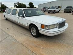 1994 Lincoln Town Car Limousine 