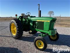 1971 John Deere 3020 2WD Tractor 