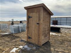 Shed/Outhouse 