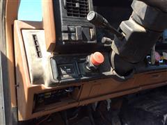 items/6261b61a621eee11a81c000d3a61103f/1990chevroletkodiaksilagetruck_3aa2620058424a8f87652237f5b706cf.jpg