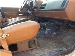 items/6261b61a621eee11a81c000d3a61103f/1990chevroletkodiaksilagetruck_aa071591a2034b53935fa589fc7b6608.jpg