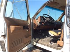 items/6261b61a621eee11a81c000d3a61103f/1990chevroletkodiaksilagetruck_d16e5ffdd5eb4edba4dcf0991db7992e.jpg