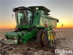 2007 John Deere 9660 STS 2WD Combine 