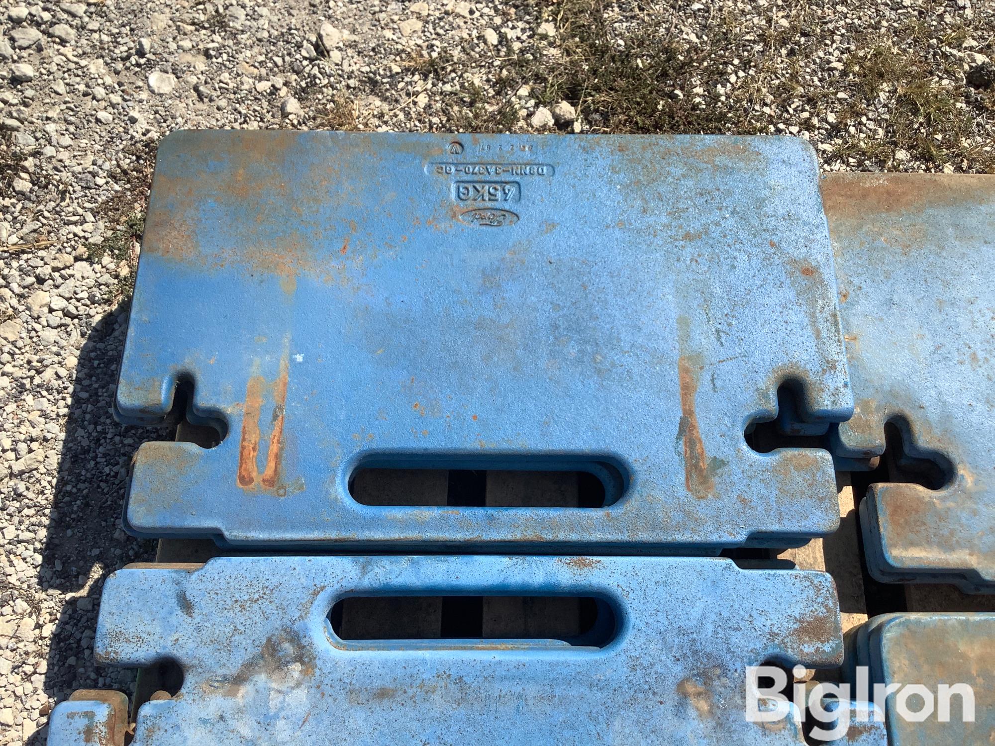 items/62c97ee302584222ab916a780956b89b/newhollandsuitcaseweights-7_100676db1ac9403c9a398a0f65004219.jpg